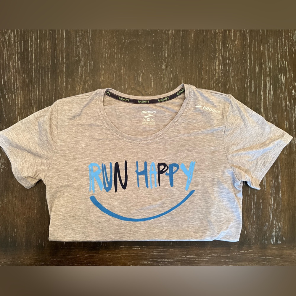 Brooks Tops | Brooks Distance Short Sleeve, Run Happy, Size M